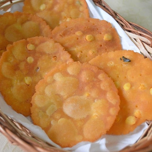 Thattai, Tattai, Tatta, Tatta, Thatta | Homemade South Indian Snack